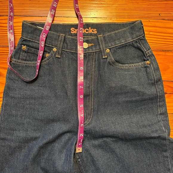 Snacks by Mother Jeans - Picture 5 of 12